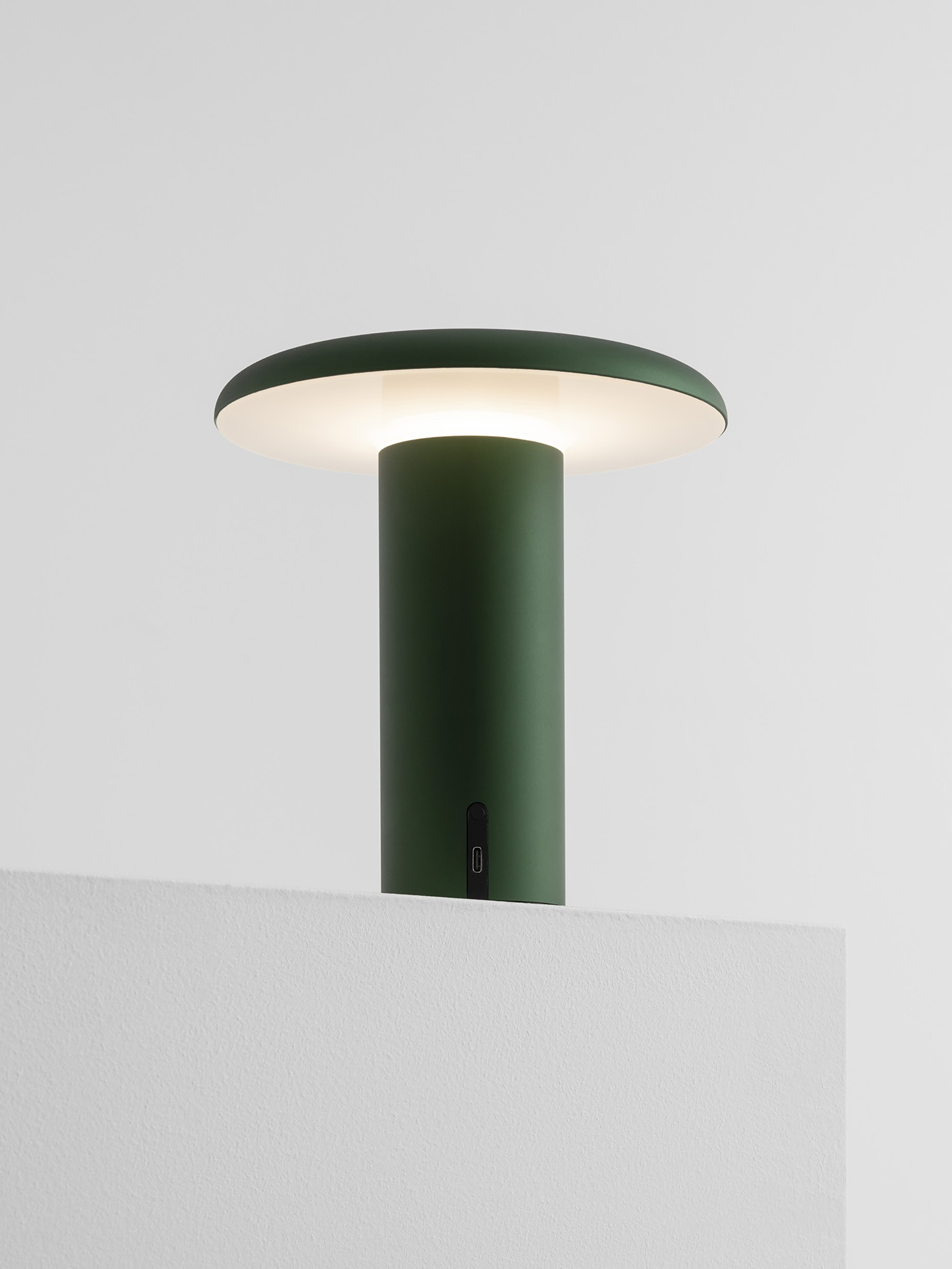 Takku | Artemide